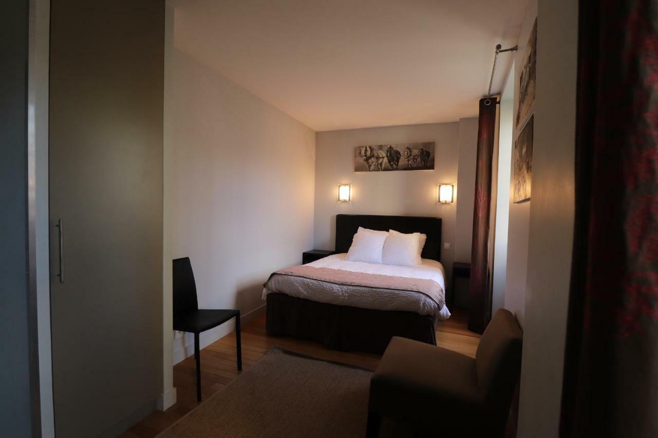 Bed and Breakfast Le Doyenne - Entree Autonome - Hypercentre Ле-Ман Экстерьер фото